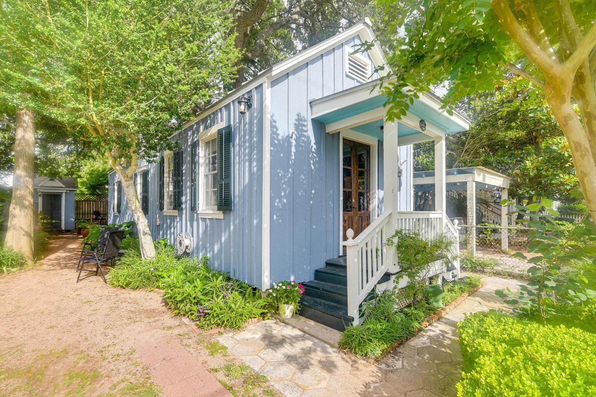 Galveston Home With Private Hot Tub - Walk To Beach! Exterior photo